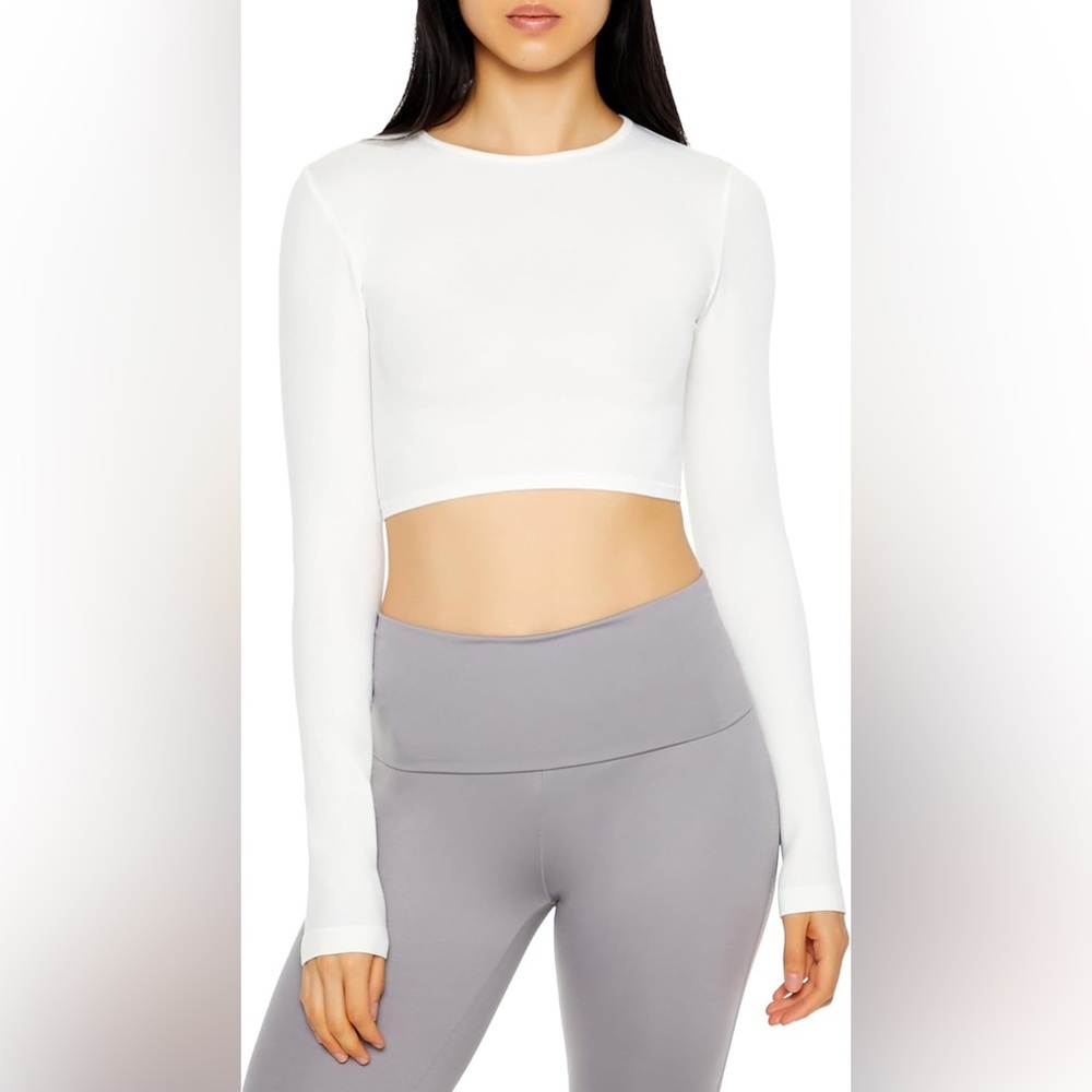 Forever 21 Women's Seamless Long-Sleeve Crop Top Size Large‎ Color White New